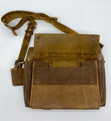 Seasoned No. 4313 - Minimalist Standard Leather Satchel in Crazy Horse with Rear Insert, Exterior Pocket & Luggage Tag